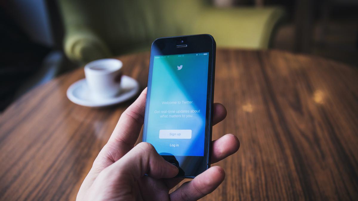 Aturan Resmi Baru Twitter Melarang Aplikasi Klien Pihak Ketiga Florespos
